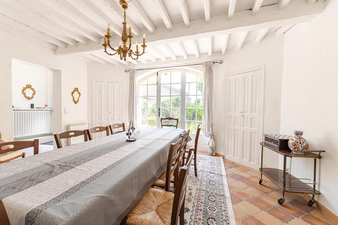Maison De Maitre 230M² En Plein Coeur Du Village Camps-la-Source Exterior foto