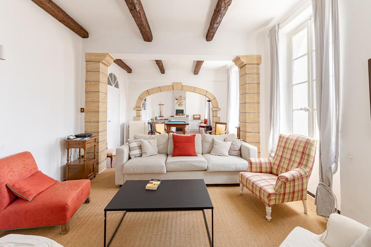 Maison De Maitre 230M² En Plein Coeur Du Village Camps-la-Source Exterior foto