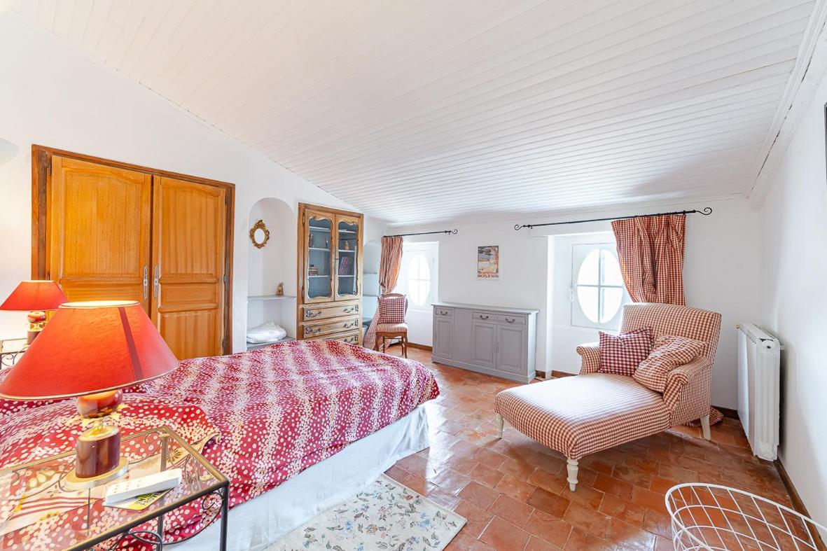 Maison De Maitre 230M² En Plein Coeur Du Village Camps-la-Source Exterior foto